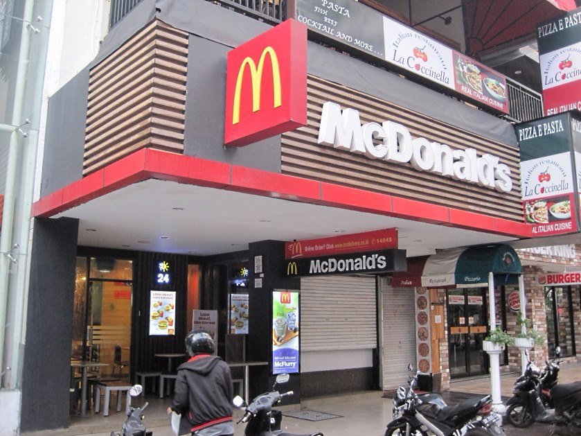 McDonald`s Kuta Square